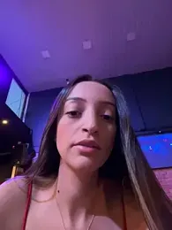 BelleLouiseVp — webcam model online on stripchat