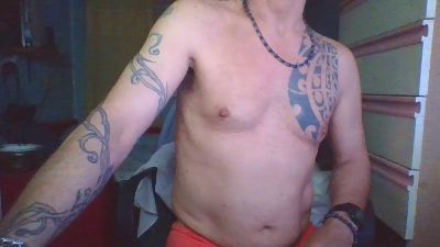 charlye65 — webcam model online on cam4