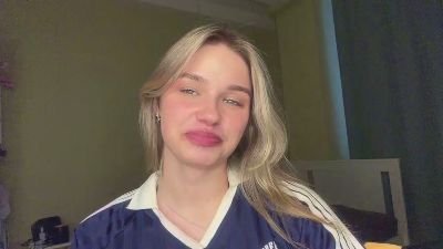 LindseyWatah — Cam4 stream photo (Jun 2026)