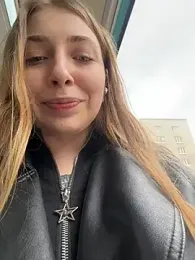 Sunny___Bunny — webcam model online on stripchat