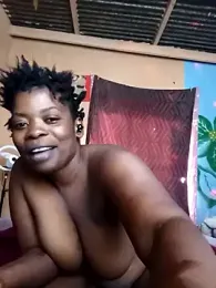 Lavido10 — Stripchat stream photo (Jun 2025)