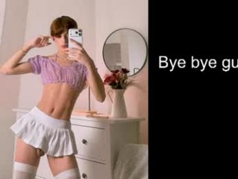 moon_angels — webcam model online on chaturbate