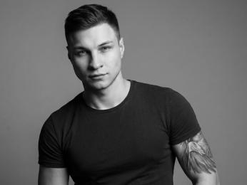 AlexPolo — webcam model online on livejasmin