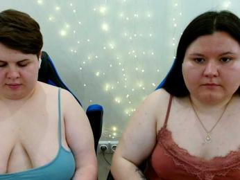 BeckyAndEllen — webcam model online on bongacams