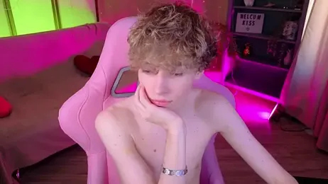 kevingarsiaa — webcam model online on stripchat