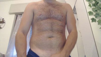callmeluis — webcam model online on cam4