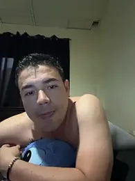 Samuel_Mill4 — webcam model online on stripchat