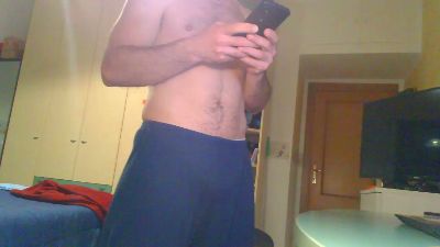 25andrea90 — Cam4 stream photo (Apr 2026)