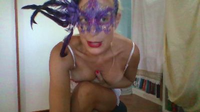 Bagnata81hot — webcam model online on cam4