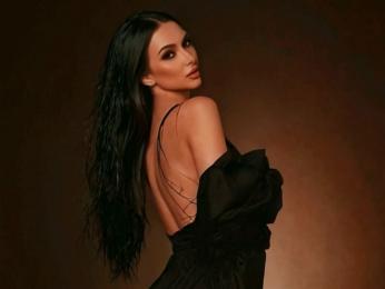 Raisa — Livejasmin stream photo (Apr 2025)