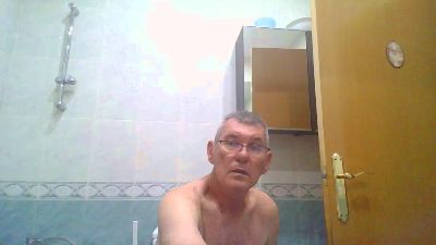 quique185bcn — Cam4 stream photo (Jun 2026)