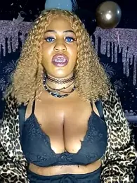 AmazonianMistress — Stripchat stream photo (Aug 2026)