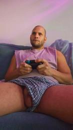 Flacode23cm — Cam4 stream photo (Nov 2025)