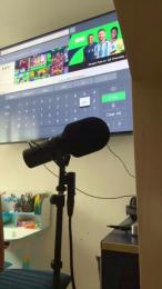 bizarro19 — webcam model online on cam4