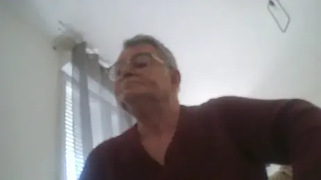 oura — webcam model online on stripchat