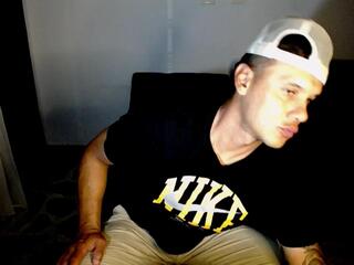 Rainer G — webcam model online on flirt4free