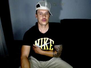 Rainer G — webcam model online on flirt4free