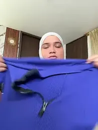 sweetmuslim01 — Stripchat stream photo (May 2026)