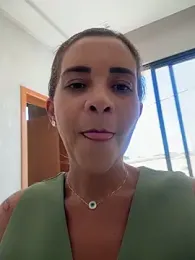 intact_w — webcam model online on stripchat