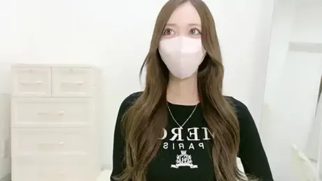 salachan_v — webcam model online on stripchat