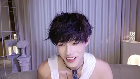 RenZeng — Stripchat stream photo (Sep 2026)