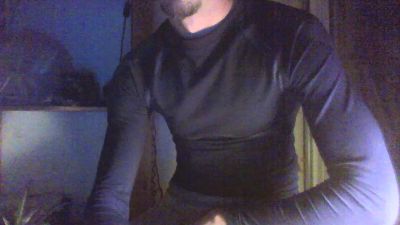 trickster89 — webcam model online on cam4