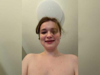 _lisichka — webcam model online on bongacams