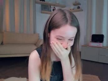 glowhub_ — Chaturbate stream photo (May 2026)