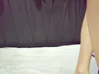 Devilnia9 — Stripchat stream photo (Apr 2026)