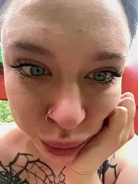 AlishaOfThorns — Stripchat stream photo (May 2026)