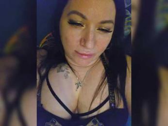 Nikoletta25 — bongacams