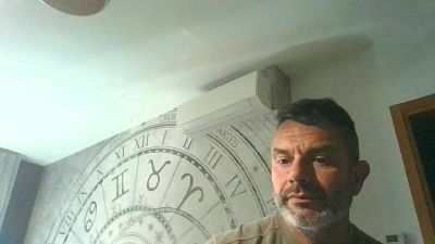 kinder803 — Cam4 stream photo (May 2026)