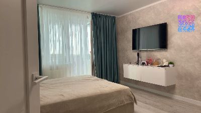 LaurieKempkens — webcam model online on cam4