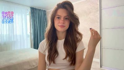 LaurieKempkens — webcam model online on cam4