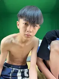 DD-101 — webcam model online on stripchat