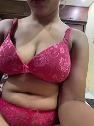 Queen_sofiyaa — webcam model online on stripchat