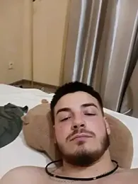 Zevs777s — Stripchat stream photo (Aug 2026)