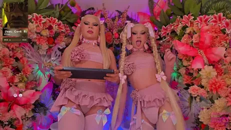 SpicySluts — Stripchat stream photo (Apr 2026)