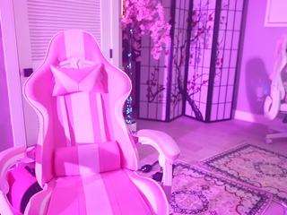 katt-leya — webcam model online on camsoda