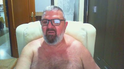coluche3 — Cam4 profile photo
