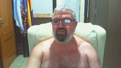 coluche3 — Cam4 stream photo (Mar 2026)