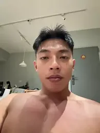 Yooo17 — webcam model online on stripchat