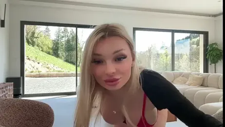 HannaXLove — webcam model online on stripchat