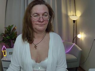 Holly Cums — flirt4free