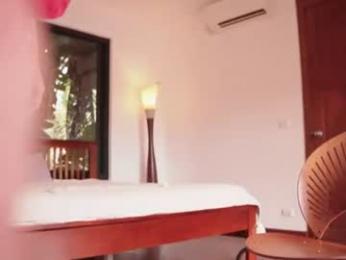 eli_sun — webcam model online on chaturbate