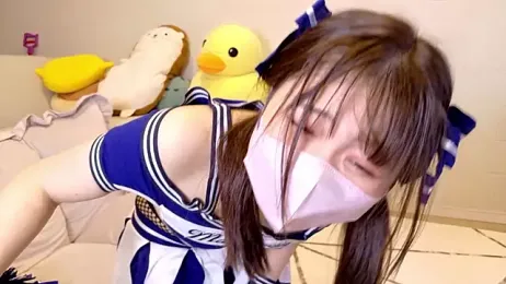 SUZU_ — Stripchat stream photo (May 2026)