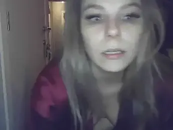 PetiteB_Official — Stripchat stream photo (Feb 2025)