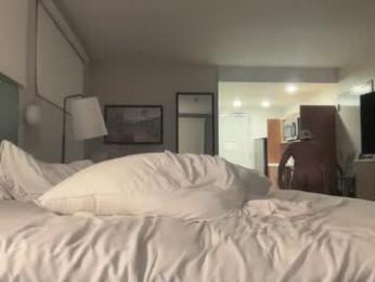 tyy0ung — webcam model online on chaturbate