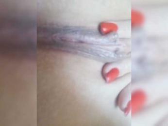 Klassnaya-1 — webcam model online on bongacams