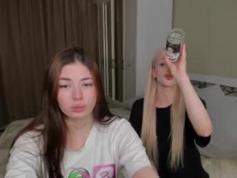 mmkakpoxyi22 — webcam model online on chaturbate